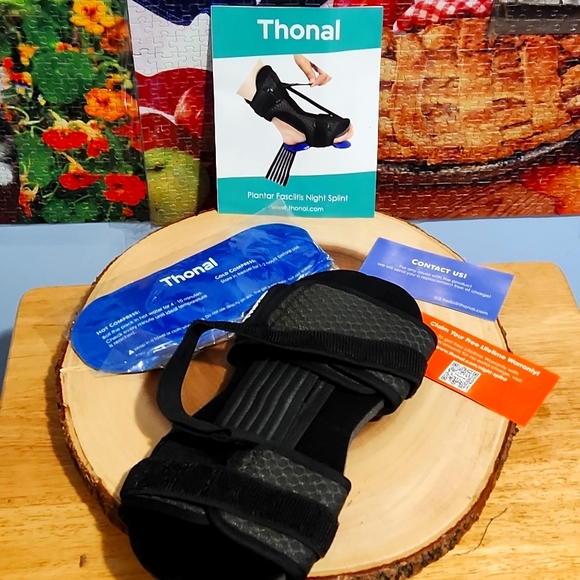 Plantar Fasciitis Night Splint  Adjustable With Hot Cold Pad - Picture 1 of 4